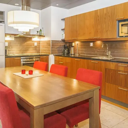 Orange A 8 By Interhome טהקובורי